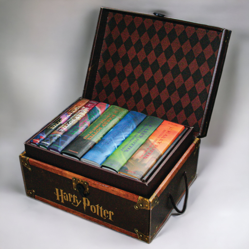 Harry Potter Hardcover Boxed Set with Trunk